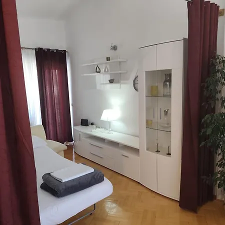 Jagoda Apartment *